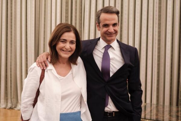 Μητσοτάκης: Συγκινεί η ανάρτηση για την αδερφή του, Κατερίνα, που έχει καρκίνο του μαστού
