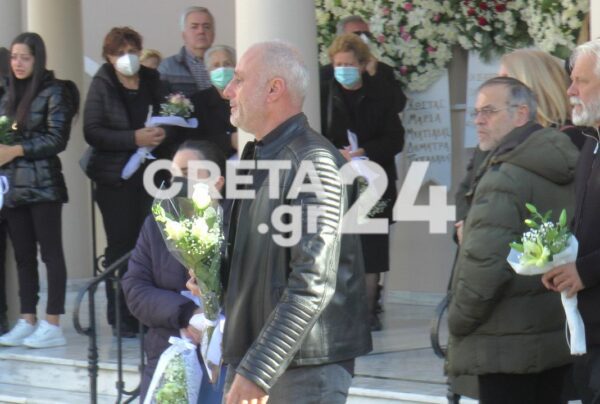 Ανείπωτος θρήνος στην κηδεία της 21χρονης Έμμας που παρασύρθηκε από αυτοκίνητο στη Θεσσαλονίκη