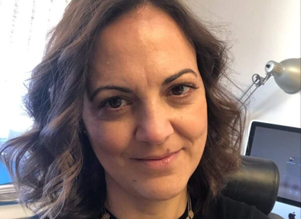 Παραλίγο τροχαίο ατύχημα για την Βαρβάρα Μητλιάγκα –όταν πετάχτηκε στον δρόμο ένα παιδί πάνω σε ηλεκτρικό πατίνι