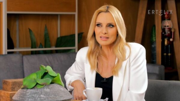 Πέγκυ Ζήνα: «Δεν είναι τυχαίο ότι αναζήτησα μεγαλύτερο σύντροφο»
