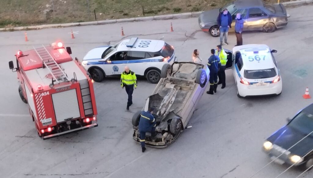Τροχαίο ατύχημα στις Σέρρες: Αναποδογύρισε το αυτοκίνητο