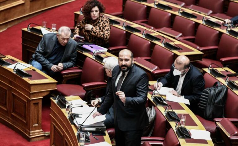 Δ. Τζανακόπουλος: Ο κ. Μητσοτάκης έχει μετατρέψει την παραβίαση του Συντάγματος, τις παρακολουθήσεις, τους εκβιασμούς σε μέθοδο διακυβέρνησης