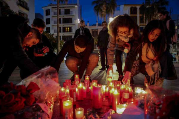 επιθέσεις στις εκκλησίες