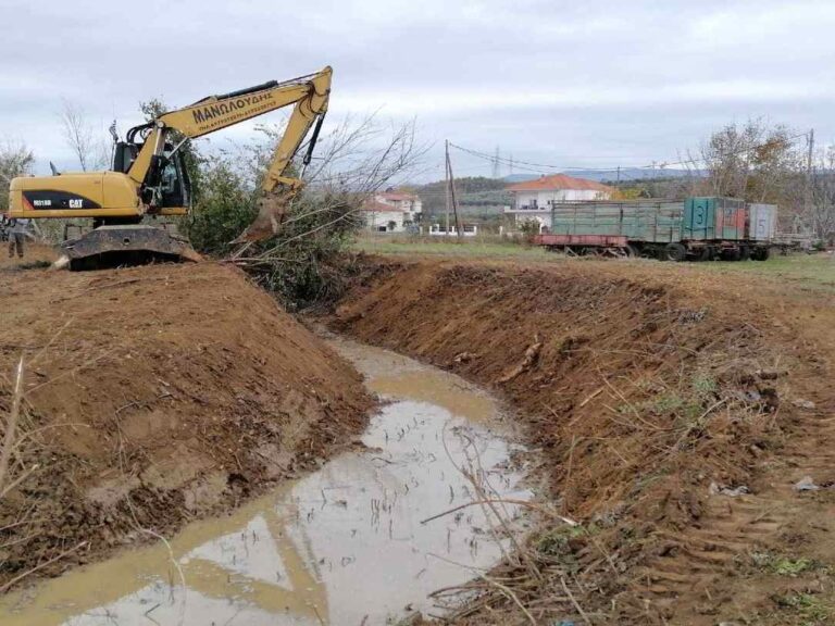 Π.Ε. Σερρών: Αντιπλημμυρικά έργα καθαρισμού ρεμάτων στην ευρύτερη περιοχή της Βισαλτίας