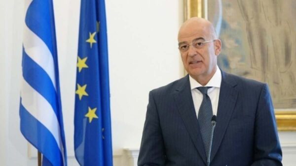 Δένδιας