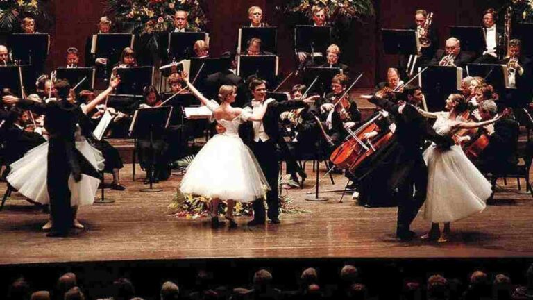 Η Πρωτοχρονιάτικη Συναυλία της Φιλαρμονικής της Βιέννης, η δυναστεία των Στράους και η επίδραση του Νικολάου Δούμπα