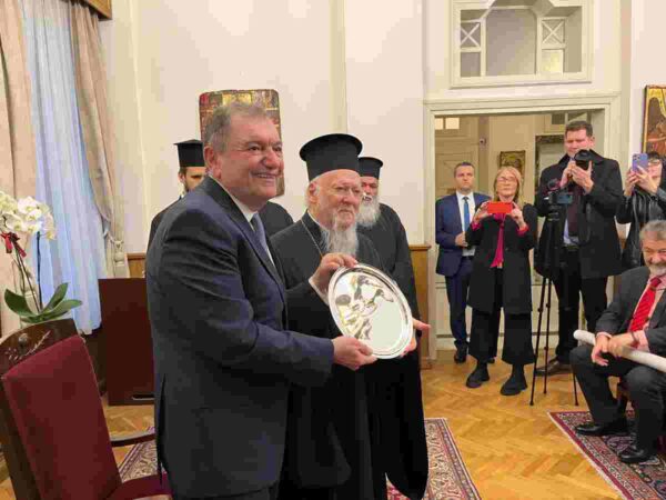Συνάντηση αντιπροσωπείας της ΠΕΔΚΜ
