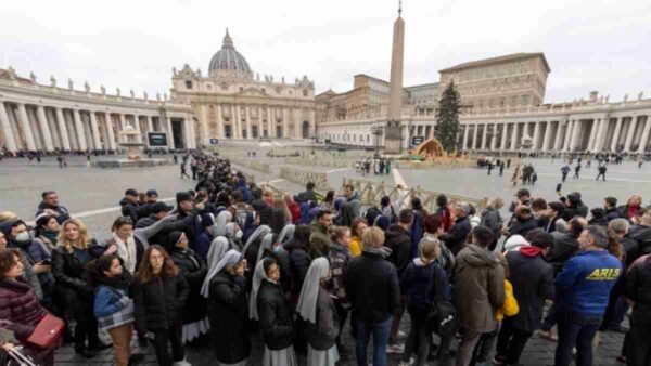 λαϊκό προσκύνημα