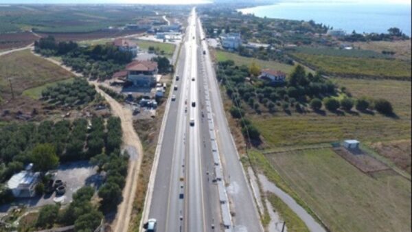 Πλειστηριασμοί: Δεν εμφανίστηκε ενδιαφερόμενος για το οικόπεδο της Mouzenidis στη Χαλκιδική, σε αναστολή για το ακίνητο της ΤΕΞΑΠΡΕΤ