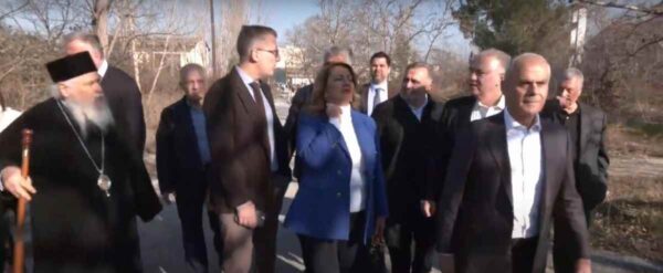 κυβερνητικό κλιμάκιο