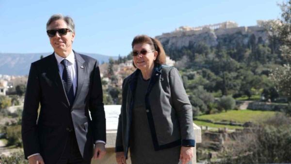 Μενδώνη