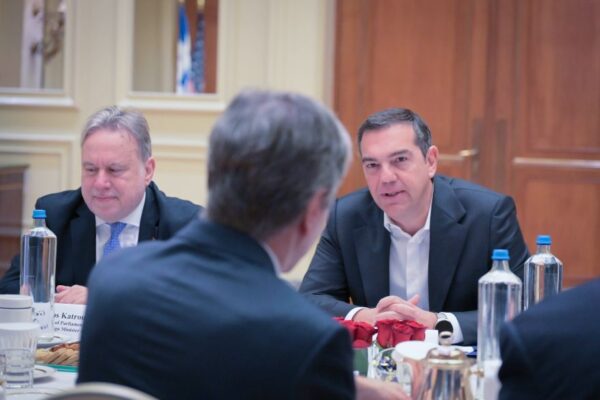 Τσίπρας σε Μπλίνκεν: Οι ΗΠΑ να στηρίξουν το διάλογο με την Τουρκία με δύο σαφείς κόκκινες γραμμές