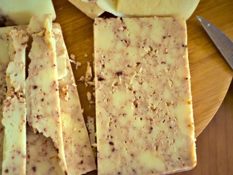 Ιωάννινα: Τυρί με σοκολάτα - Το ξεχωριστό νέο προϊόν που παράγεται στην Ήπειρο