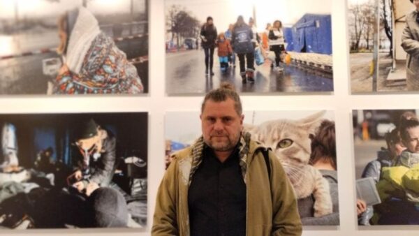 Leaving behind: Έκθεση φωτογραφίας των Γιατρών του Κόσμου για τον ένα χρόνο δράσης στην Ουκρανία