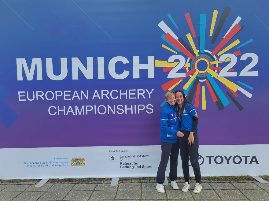Θεσσαλονίκη: Μητέρα και κόρη στοχεύουν μαζί στους Ολυμπιακούς Αγώνες τοξοβολίας
