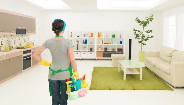 9 βήματα για να καθαρίσετε το σπίτι σας σε λιγότερο από 30 λεπτά