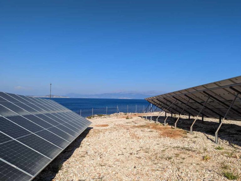 Χάλκη: Οι κάτοικοι παράγουν τη δική τους ενέργεια -Μηδενίζουν τους λογαριασμούς ρεύματος