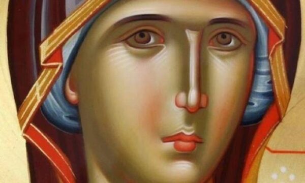 Η ωραιότερη, σεμνότερη, ταπεινότερη και ιερότερη γυναίκα του κόσμου