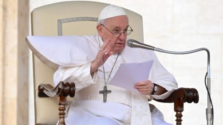 Πάπας Φραγκίσκος: 