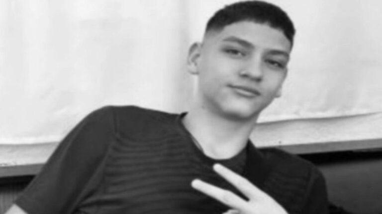 Τραγωδία στα Τέμπη: Νεκροί ο 15χρονος μπασκετμπολίστας Π. Μπουρνάζης και ο πατέρας του