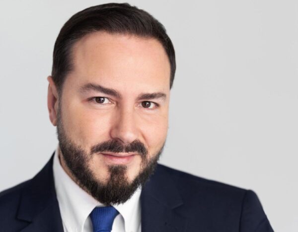 Διαμαντής Γκολιδάκης: Με δύναμη καρδιάς, ξεκάθαρα δίπλα σου