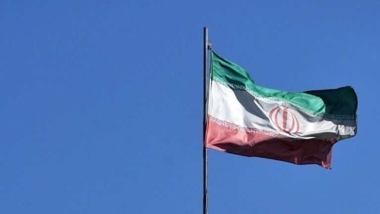 Δεκάδες μαθήτριες δηλητηριάσθηκαν σε σχολεία στο Ιράν