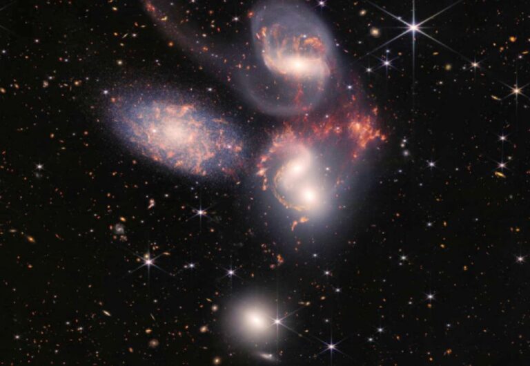 Διάστημα: Την ύπαρξη τεσσάρων γαλαξιών από το νεαρό Σύμπαν επιβεβαιώνει το τηλεσκόπιο James Webb