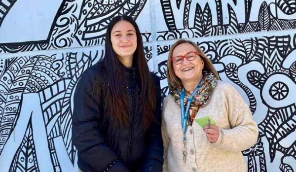 Θεσσαλονίκη: Θεσσαλονίκη: Καθηγήτρια δημόσιου σχολείου κάνει εθελοντικά μαθήματα γαλλικών σε μαθητές της για να πάρουν πτυχίο