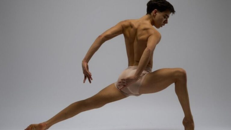 Παγκόσμια Ημέρα Χορού- Νικόλας Σωτηρίου, ο Έλληνας χορευτής που εντυπωσιάζει με το ταλέντο του στο εξωτερικό