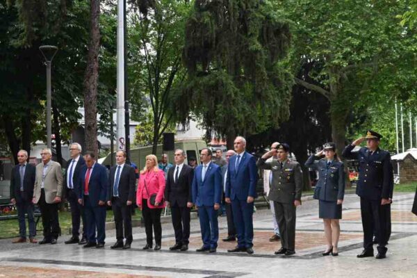Σέρρες: Τιμήθηκε η Ημέρα κήρυξης της επανάστασης από τον Σερραίο Αρχιστράτηγο Εμμανουήλ Παπά