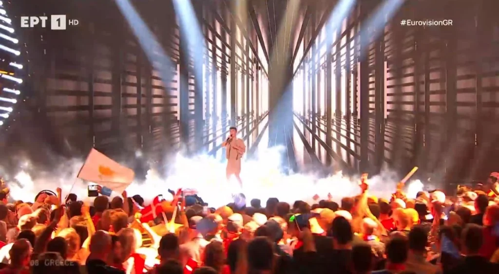 Eurovision 2023: Η εμφάνιση του Βίκτωρα Βερνίκου στον Β’ ημιτελικό -video