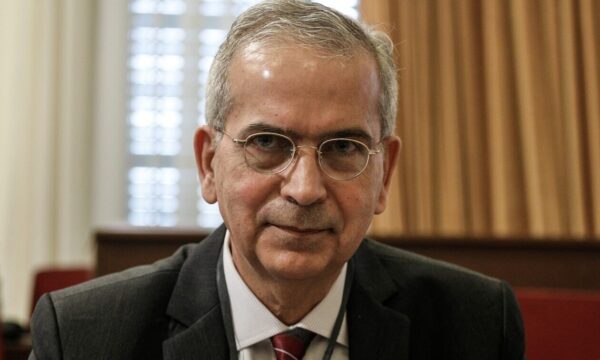 Γιάννης Σαρμάς: Ποιος είναι ο νέος υπηρεσιακός πρωθυπουργός