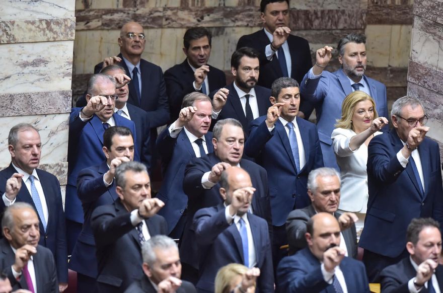 Κ.Καραμανλής: "Στην ορκωμοσία της νέας Βουλής των Ελλήνων- Όλοι μαζί ενωμένοι, συνεχίζουμε τη μάχη"