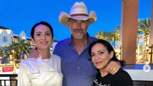 Η σύζυγος του Κέβιν Κόστνερ κατέθεσε αίτηση διαζυγίου