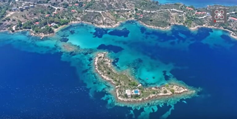 Γαλάζια Σημαία 2023: Δείτε τις βραβευμένες ακτές και μαρίνες στην Ελλάδα – Πρωταθλήτρια η Χαλκιδική με 94 ακτές