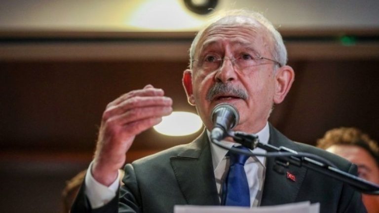Εκλογές στην Τουρκία: Ο Κιλιτσντάρογλου προσπαθεί να προσελκύσει τις νοικοκυρές ενόψει του β' γύρου