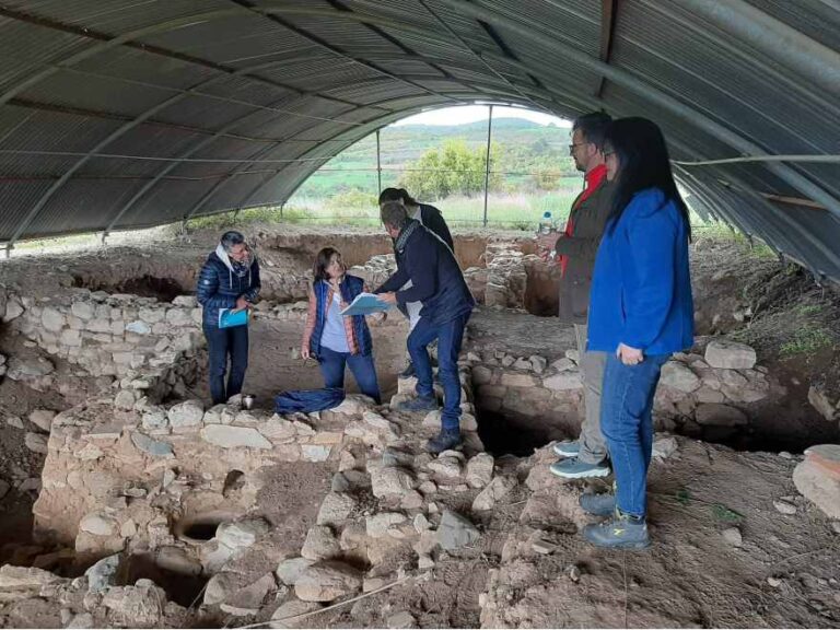 Σέρρες: Εργασίες αποτύπωσης και τοπογραφικής μελέτης των στεγασμένων μνημείων στον αρχαιολογικό χώρο Τερπνής- φωτογραφίες