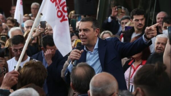 Αλ. Τσίπρας: «ΠΝΠ για πάγωμα πλειστηριασμών, μείωση ΦΠΑ & ΕΦΚ και κατάργηση της Ελάχιστης Βάσης στα Πανεπιστήμια, από την πρώτη μέρα»