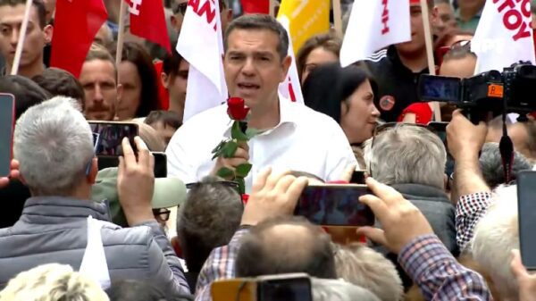 Αλ. Τσίπρας: «Την άλλη Κυριακή θα είμαστε πρώτοι και με διαφορά. Την άλλη Κυριακή θα πανηγυρίζει ο λαός και η δημοκρατία»