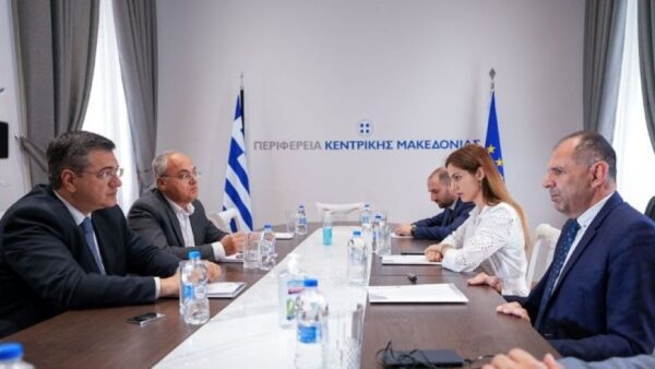 Συσκέψεις του περιφερειάρχη Κεντρικής Μακεδονίας Απόστολου Τζιτζικώστα με τους υπουργούς Γιώργο Γεραπετρίτη και Λίνα Μενδώνη