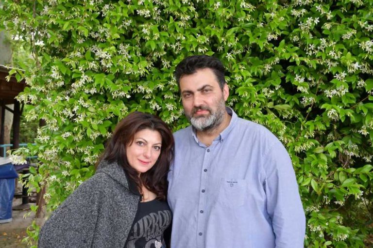 Το ζευγάρι που άφησε τη Θεσσαλονίκη για να ζήσει στην «Άγρια Δύση» των Σερρών