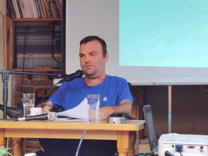 ΚΚΕ Σερρών- Γιάννης Χουβαρδάς: «Αμερικανικό σχέδιο συνεκμετάλλευσης στην Αν. Μεσόγειο και τις εκλογές της 25ης Ιουνίου».