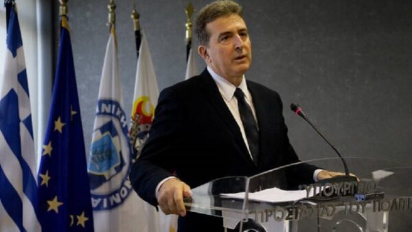 Το βιογραφικό του νέου υπουργού Υγείας Μιχάλη Χρυσοχοΐδη