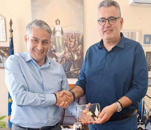 Ο Αθανάσιος Μαλλιαράς στην Περιφέρεια Βορείου Αιγαίου- Συνάντηση με τον Περιφερειάρχη Κ. Μουτζούρη