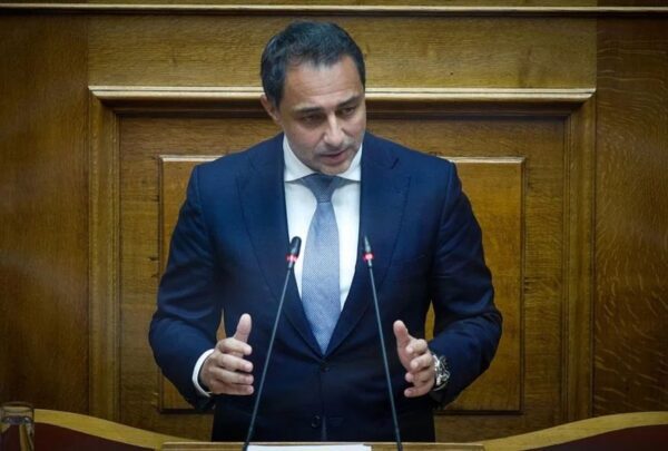Ο Μάξιμος Σενετάκης είναι ο νέος Υφυπουργός Ανάπτυξης – Το βιογραφικό του
