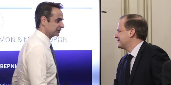 Συνάντηση Μητσοτάκη - Καραμανλή: Ο πρώην υπουργός ζήτησε να μη μετέχει στο νέο υπουργικό συμβούλιο