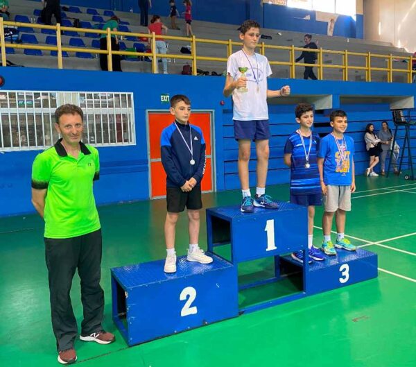BADMINTON Πανελλήνιο Κ13 στο Σιδηρόκαστρο- Με τον Δ.Μπουδούρη, 2 μετάλλια ο ΠΛΑΤΩΝ Σερρών