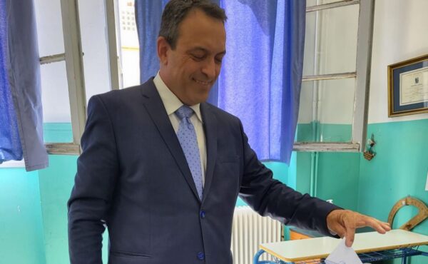 Exit Poll: Εντός Βουλής οι Σπαρτιάτες – Ποιο είναι το κόμμα που έχει τη στήριξη του Κασιδιάρη