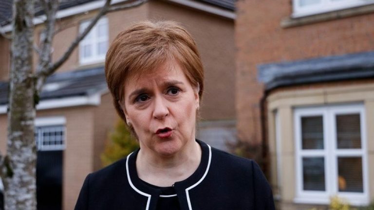 Συνελήφθη η πρώην πρωθυπουργός της Σκωτίας Νίκολα Στέρτζον