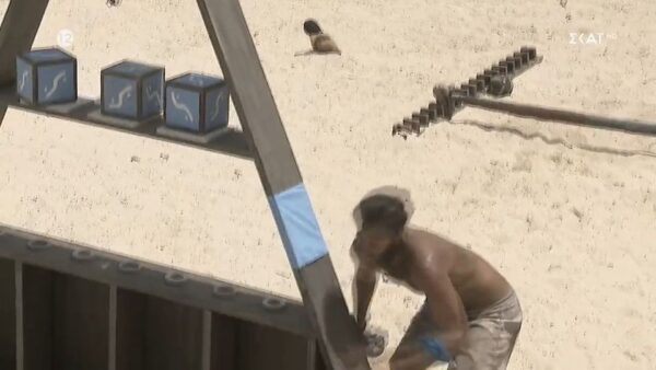 Survivor: “Πάγωσε” τους πάντες ο Νίκος Μπάρτζης χτυπώντας στο κεφάλι του
